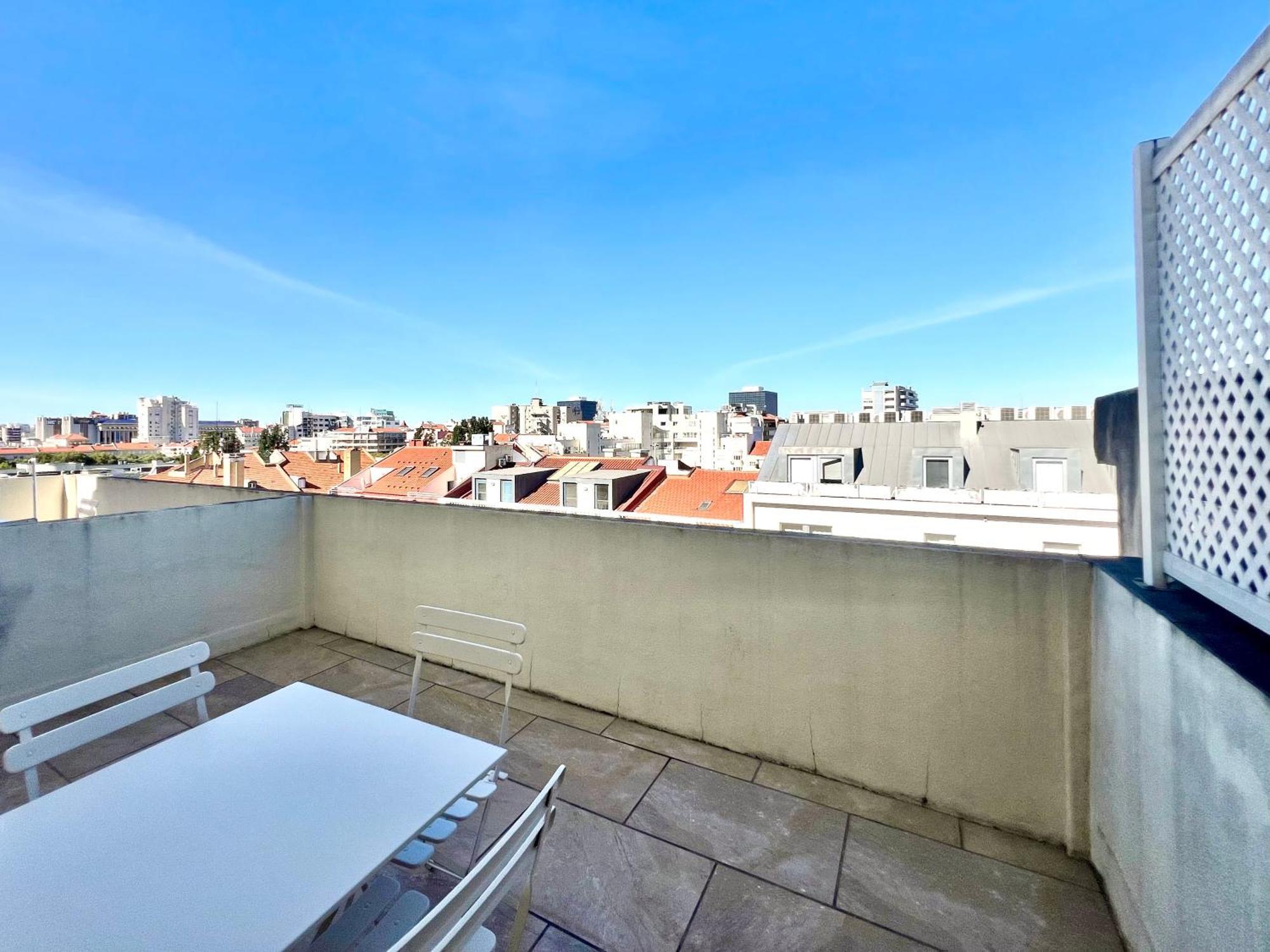 Home Out Saldanha Lisbon Exterior photo